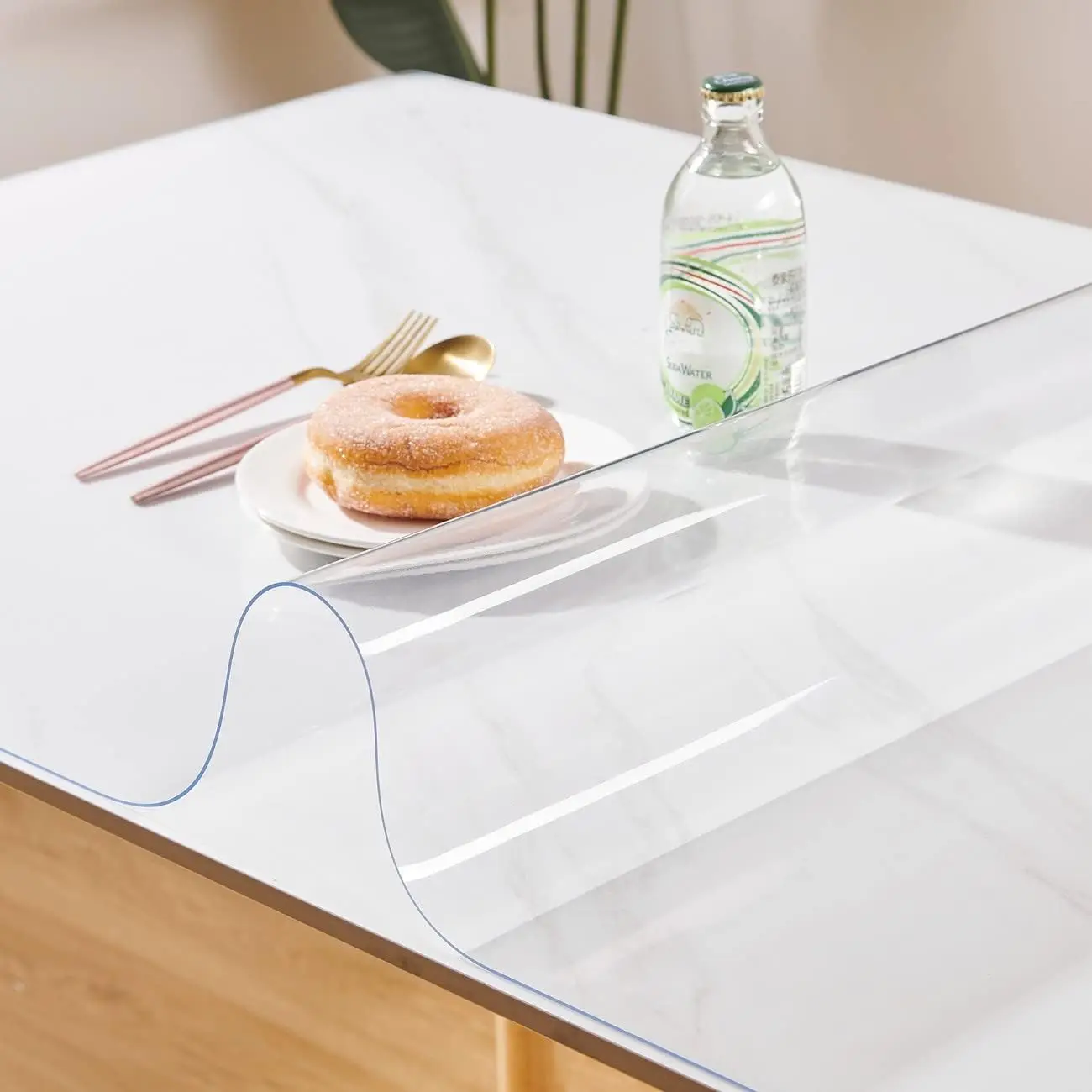 Home Textiles News - Couverture de nappe en vinyle transparent,